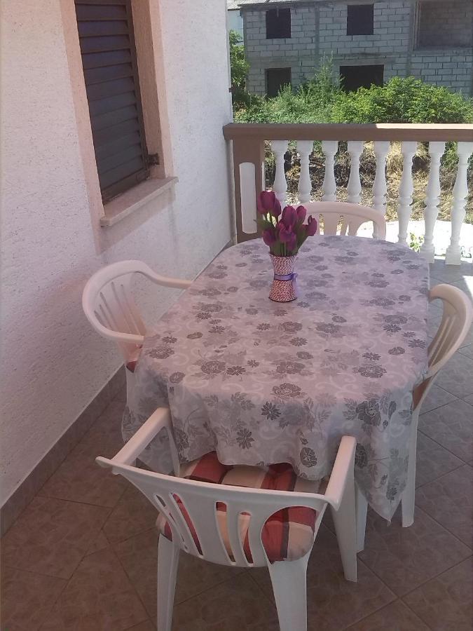 Apartman Borosa Vir Exteriér fotografie